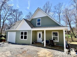 211 Michelle Ridge Rd, Candler, NC 28715