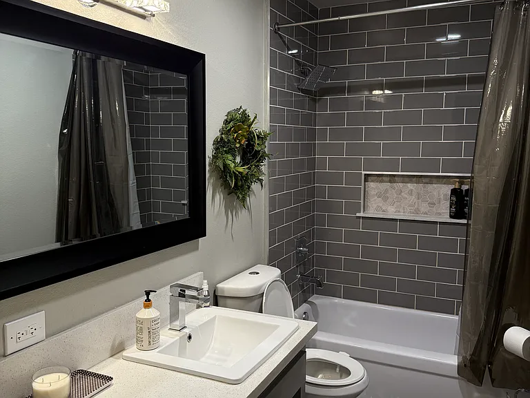 W Dovewood Ln — Photo 11