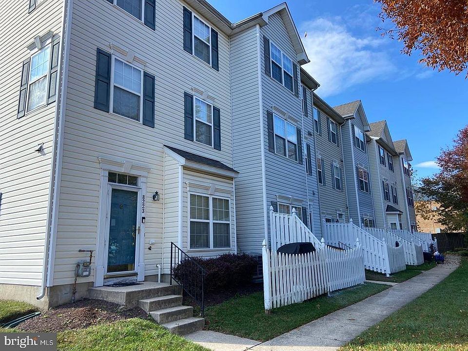 1st image of 8219 Barrington Ct