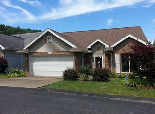124 Cobblestone Cir, Morgantown, WV 26505