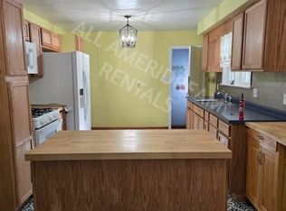 1442 Honda Rd, Hanover, PA 17331