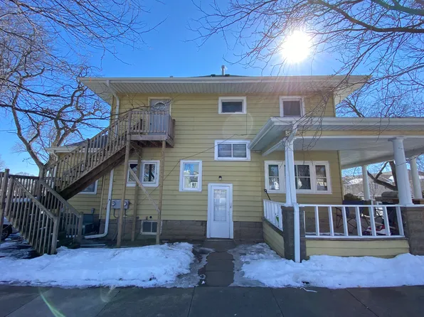 2604 Walnut St #B, Cedar Falls, IA 50613