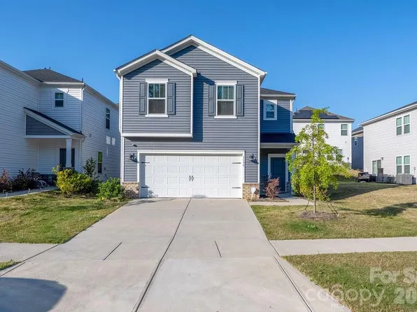 1135 Harland St, Charlotte, NC 28216