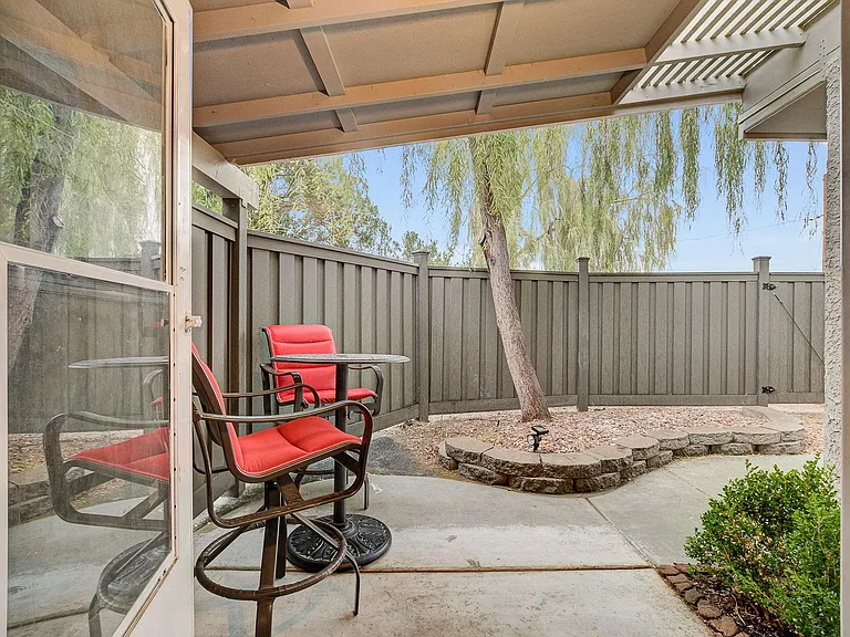 3916 Vegas Dr #1-A — Photo 15