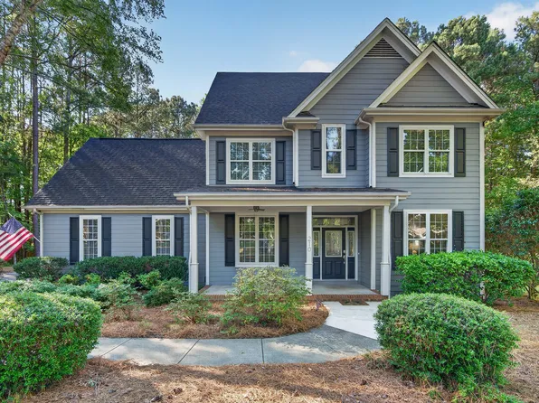 210 Longwood Dr, Youngsville, NC 27596