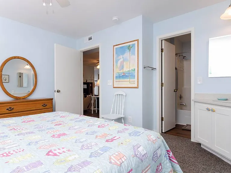 608 Waynick Blvd — Photo 13