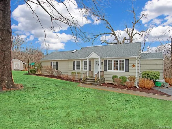 34 Parmalee Hill Road, Newtown, CT 06470