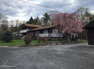 318 Scutt Rd, Greenville, NY 12083