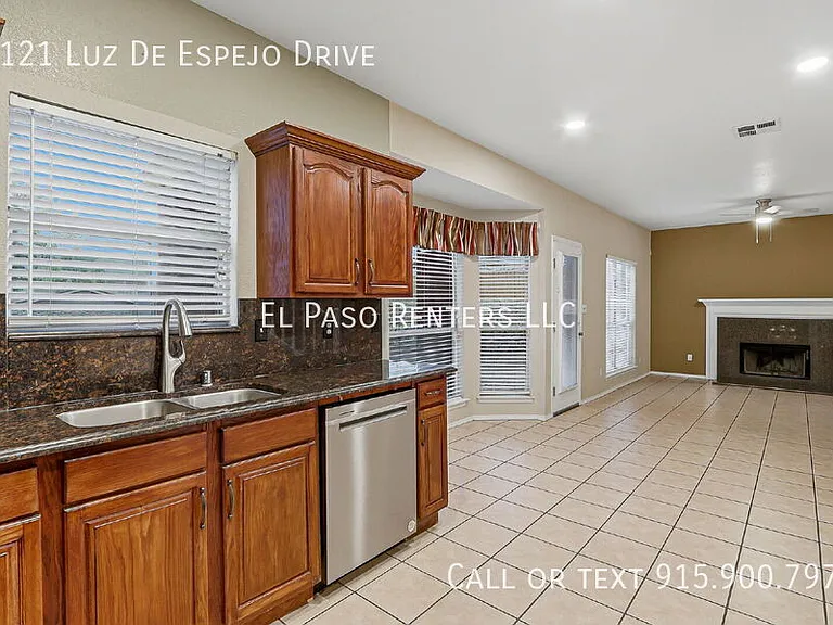 7121 Luz De Espejo Dr — Photo 10