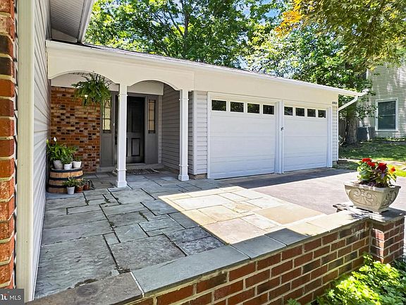4th image of 6908 Rochambeau Pl