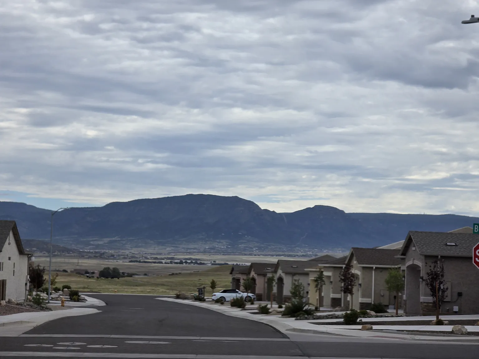 3 bed, 1453 sqft, $2,650 — Photo 2