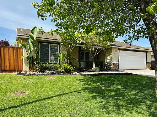 413 Longhorn Dr Photo 1