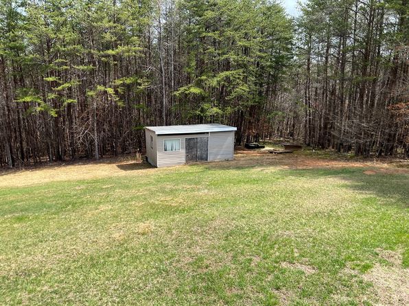 210 Windy Acres Trl, Axton, VA 24054