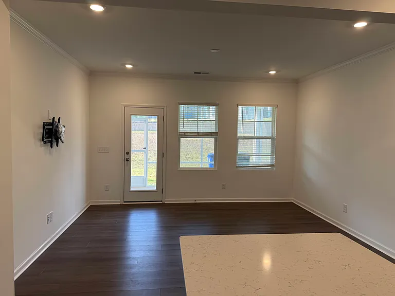 10020 Regal Dr — Photo 7