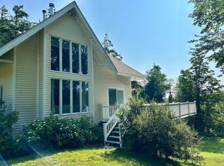 533 New Ipswich Rd, Ashby, MA 01431