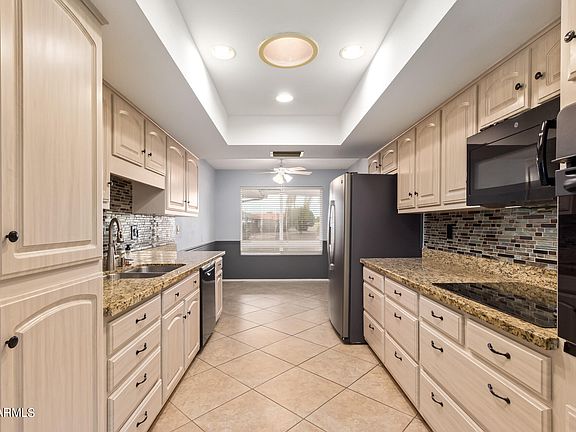 3rd image of 9732 W BRIARWOOD Circle