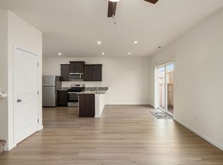 3974 SW Knapp Dr, Gresham, OR 97080