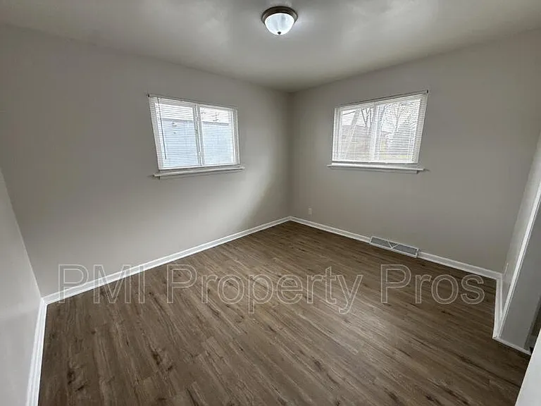 7701 W Hampton Ave #4 — Photo 10