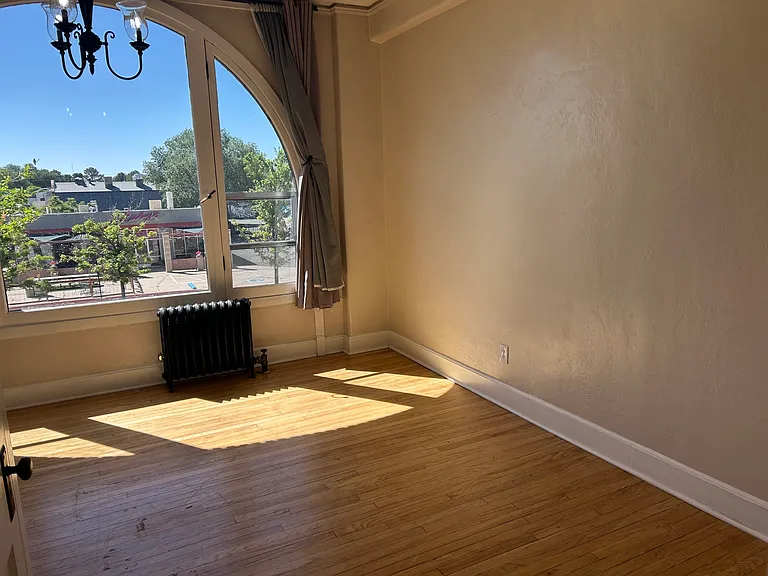 111 Broadway Ave #16 — Photo 4