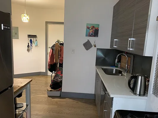 Rented by Abba Realty Associates INC | media 7