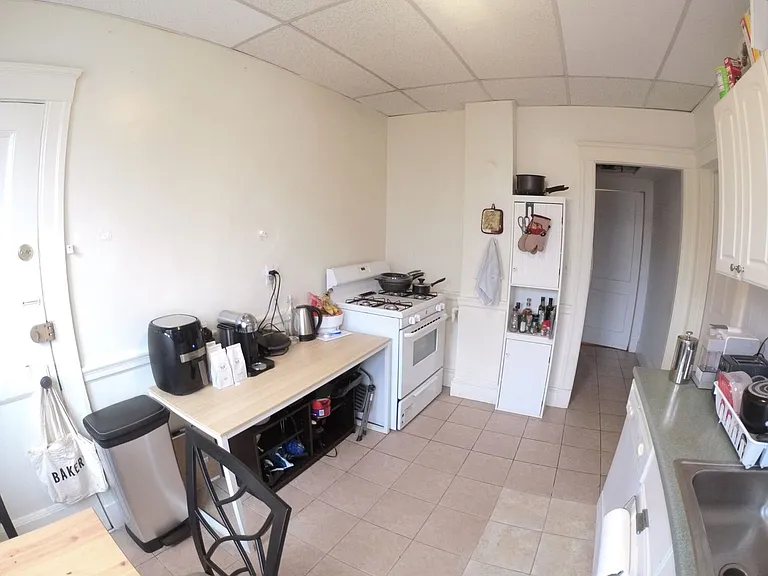 241 Freeman St #7 — Photo 19