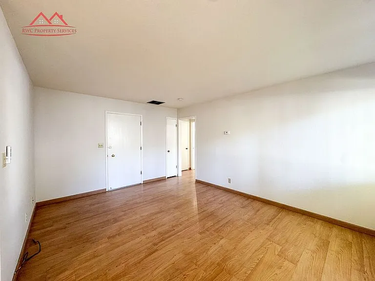 411 College Ave #A — Photo 5