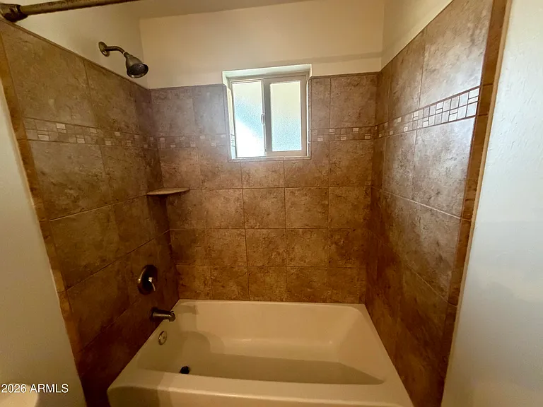 1207 E Christy Dr — Photo 13