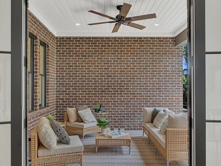 4411 Westlawn Dr — Photo 16