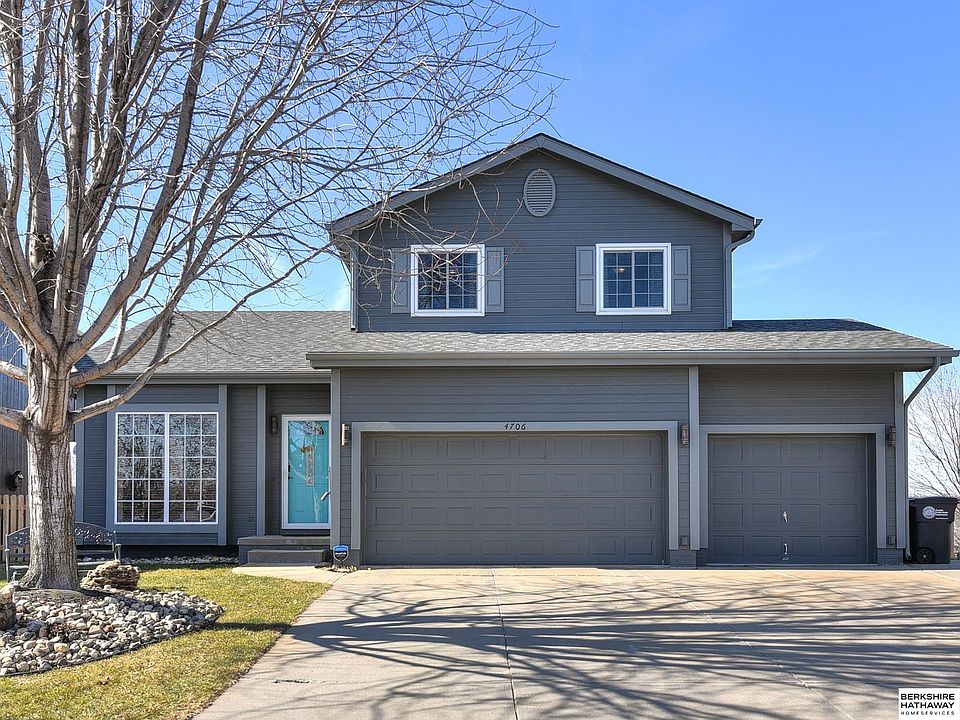 1st image of 4706 N 149th Avenue Cir