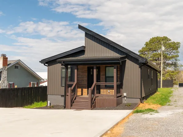 409 Hicks St, Athens, TN 37303