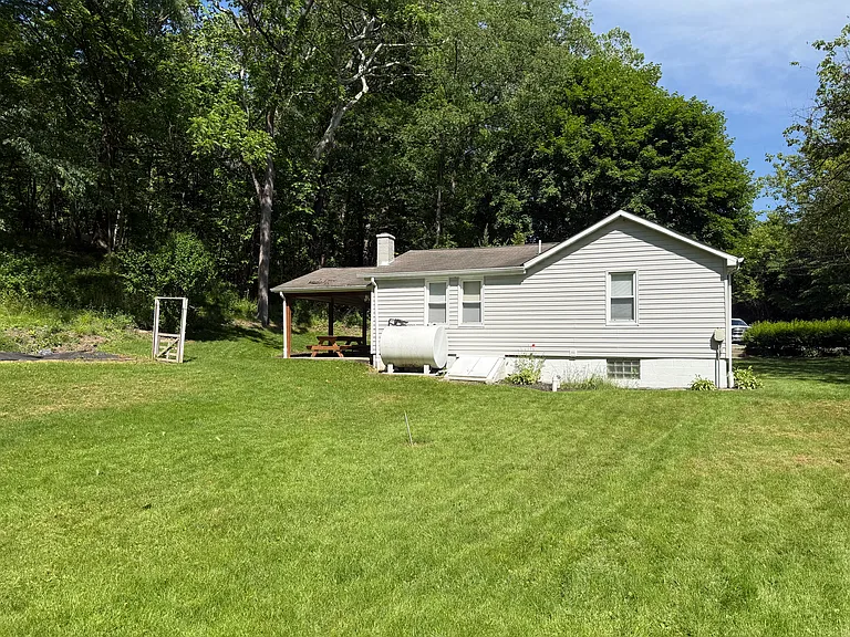 1670 Bennetts Run Rd — Photo 4