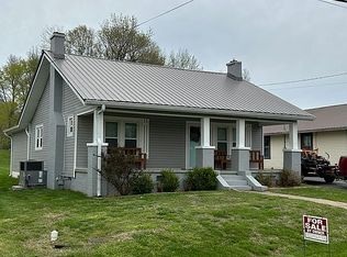 633 Hospital Rd, Dawson Springs, KY 42408