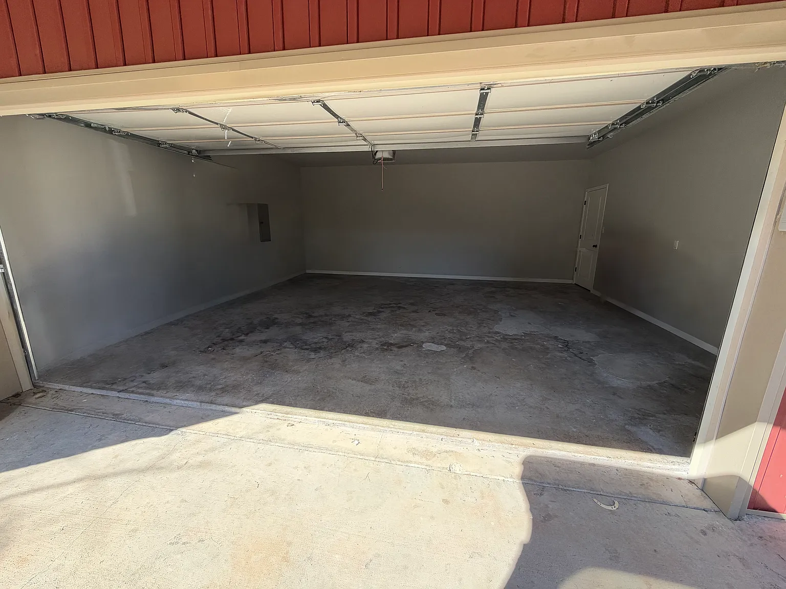 3 bed, 2.5 bath, 1380 sqft, $1,700 — Photo 2