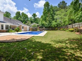 6823 Creekwood Dr, Douglasville, GA 30135