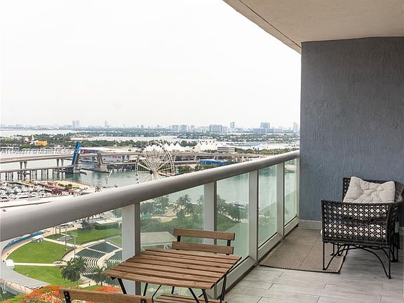 2nd image of 50 Biscayne Blvd APT 2301