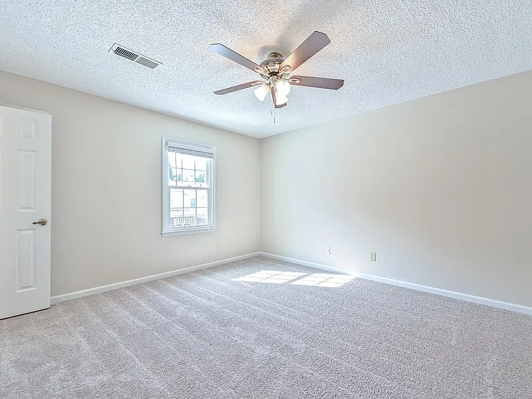 1036 Old Holcomb Bridge Rd — Photo 14