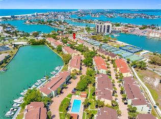 430 Sandy Hook Rd, Treasure Island, FL 33706