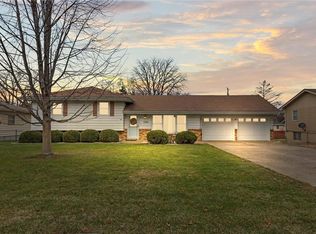 1924 Shawnee St, Leavenworth, KS 66048
