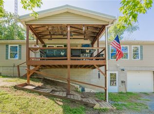 2176 Pageant Rd SE, Carrollton, OH 44615