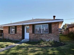 1704 Williamsburg Dr, La Place, LA 70068