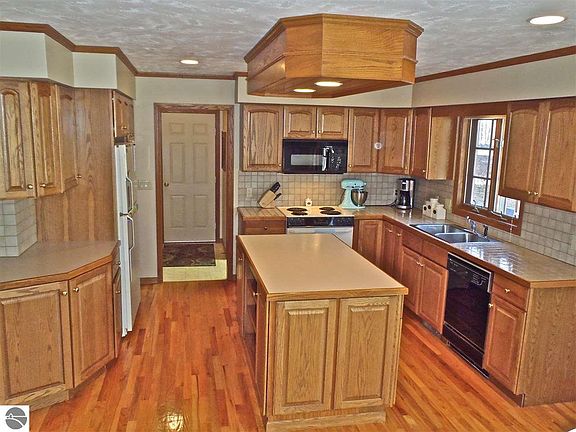 5th image of 5265 N Liberty Dr