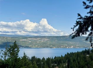90 Crown Cres, Central Okanagan West, BC V1H2C3