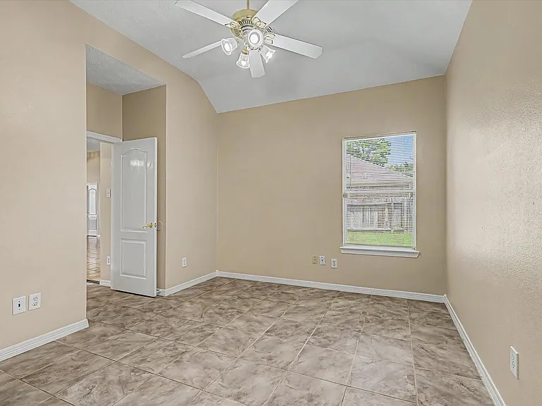 3030 Peerless Pass Ct — Photo 35