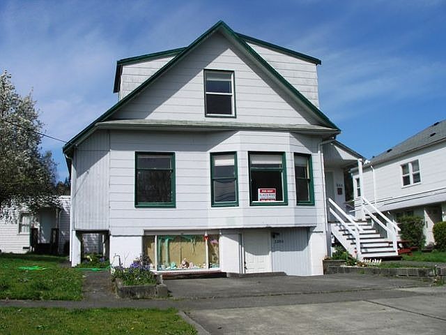 1st image of 320 1/2 W Pine St