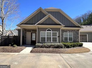 129 Glens Dr, Woodstock, GA