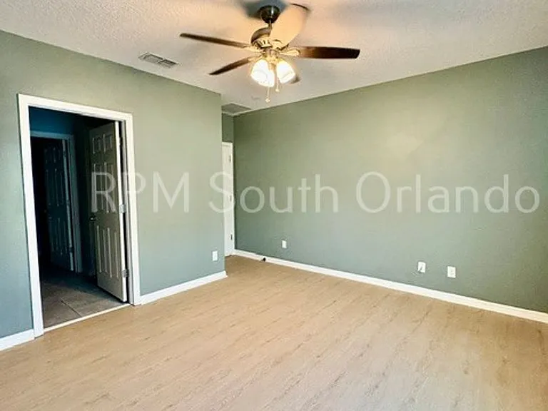 2751 Wadeview Loop — Photo 5