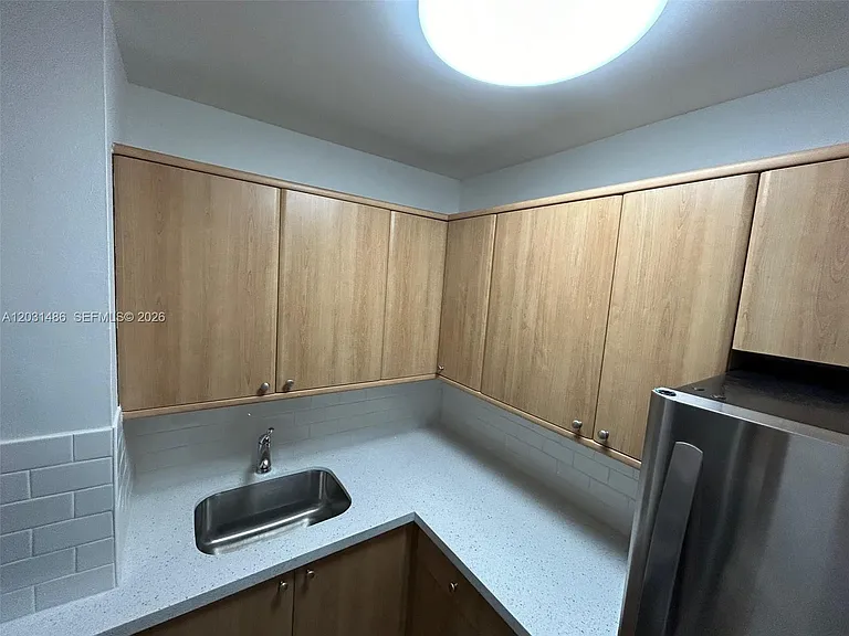 2920 SW 28th Ter #202 — Photo 19