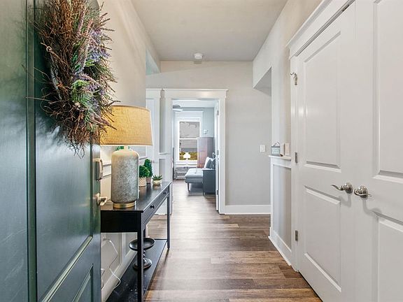 3rd image of 26934 Bay Water Dr Unit 103