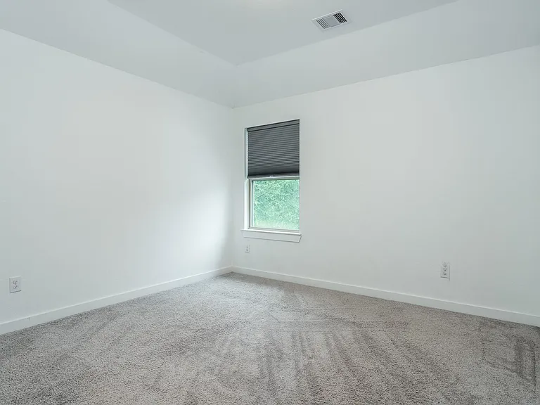 27006 Hidden Rock Ct — Photo 38