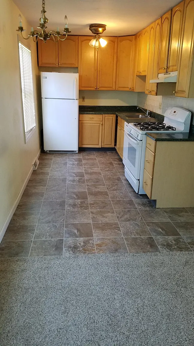 1006 Savoy Ln photo 1